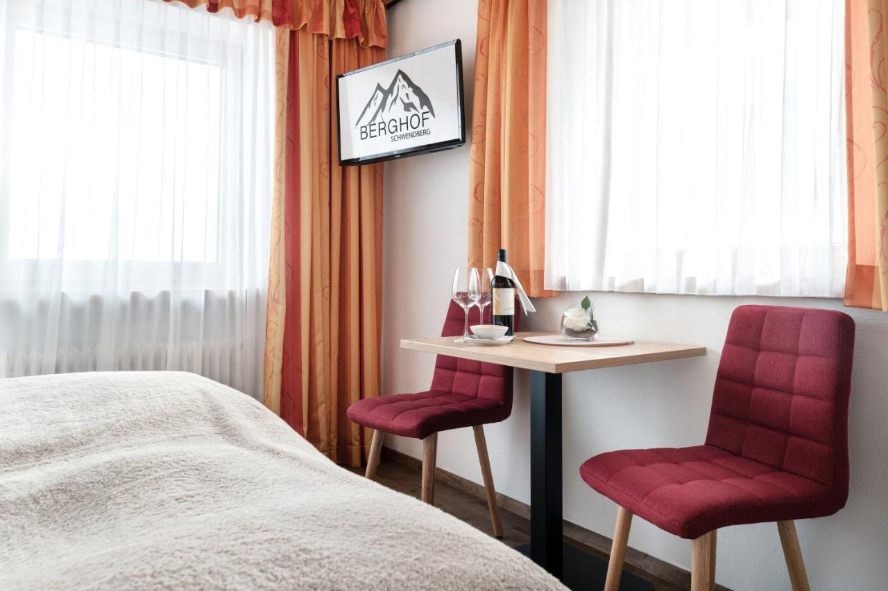 Gasthof Pension Berghof Хипах Екстериор снимка