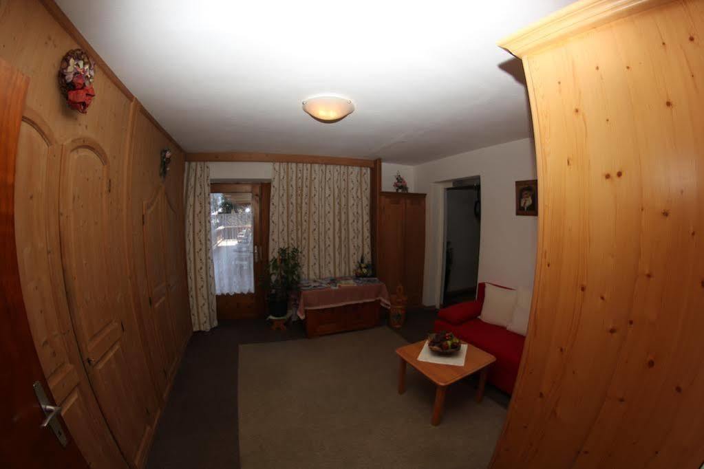 Gasthof Pension Berghof Хипах Екстериор снимка