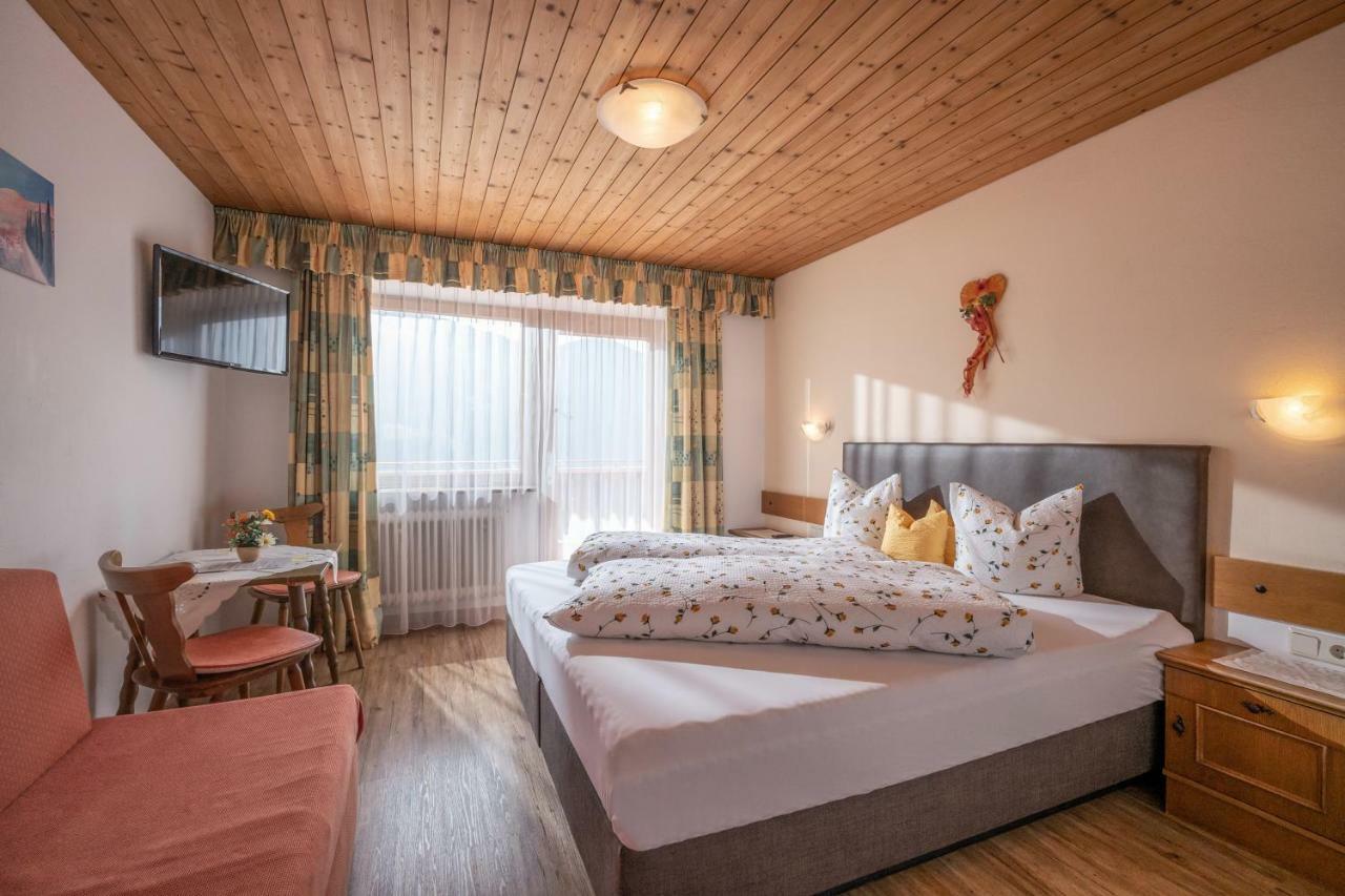 Gasthof Pension Berghof Хипах Екстериор снимка